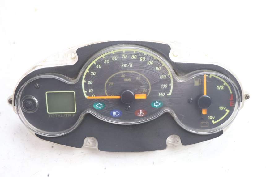 photo de COMPTEUR YAMAHA YP MAJESTY 125 (2002 - 2006) - Vue principale
