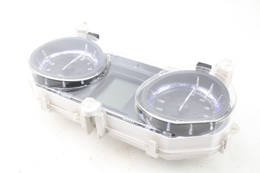 photo de COMPTEUR  YAMAHA YP T-MAX TMAX 530 (2017 - 2020) - Points de fixation