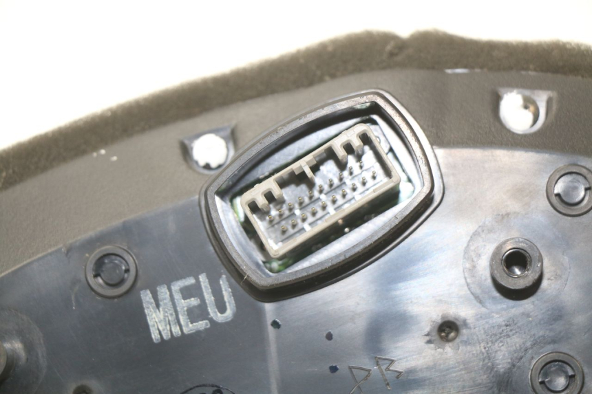 photo de COMPTEUR  KAWASAKI Z ABS 750 (2007 - 2013) - Points de fixation