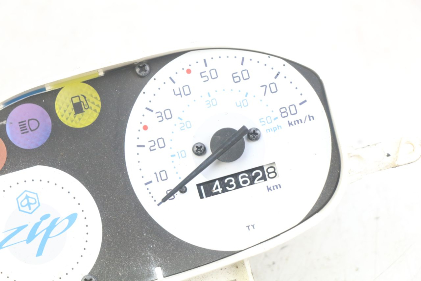 photo de COMPTEUR PIAGGIO ZIP 2T 50 (2009 - 2019)