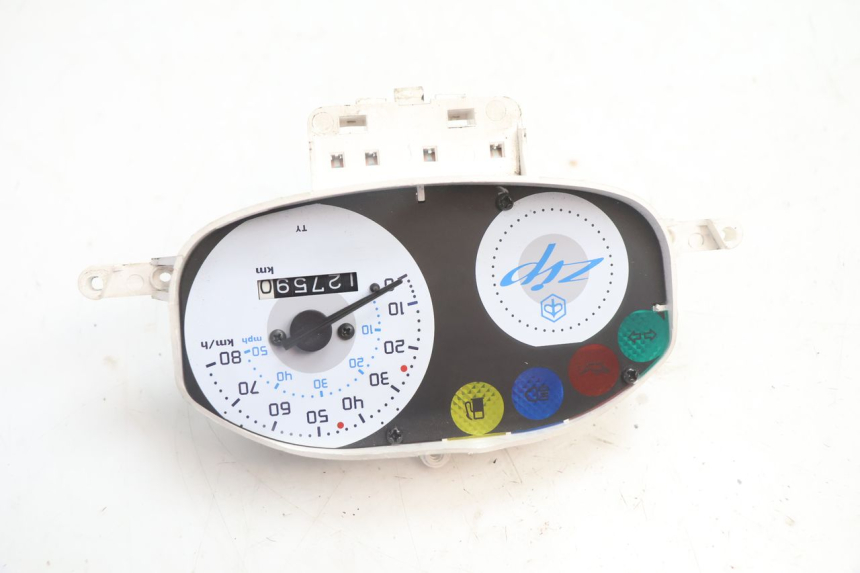photo de COMPTEUR PIAGGIO ZIP 2T 50 (2009 - 2019) - Autre angle de vue