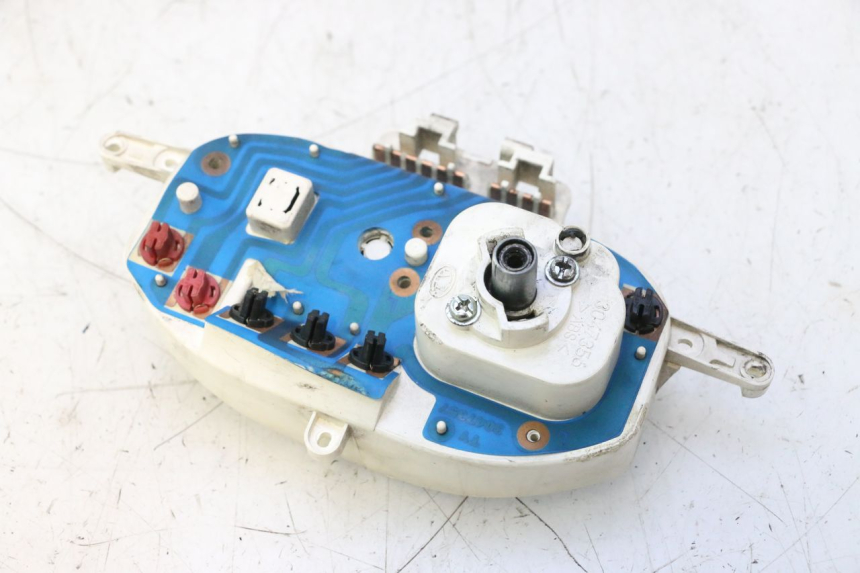 photo de COMPTEUR PIAGGIO ZIP 2T 50 (2009 - 2019) - Gros plan technique