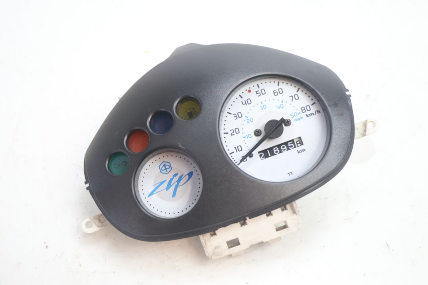 photo de COMPTEUR  PIAGGIO ZIP 4T 50 (2006 - 2017) - Vue principale