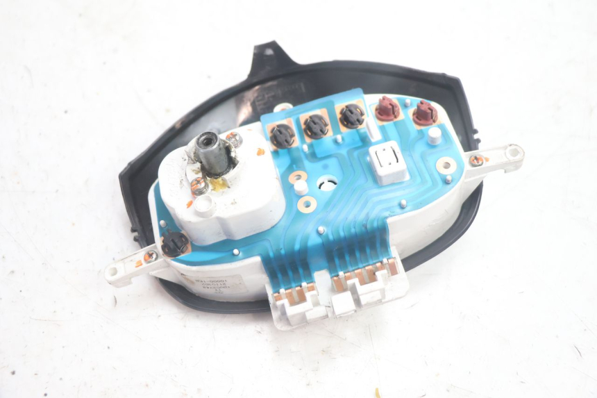 photo de COMPTEUR  PIAGGIO ZIP IGET 4T 50 (2021 - 2023) - État de surface