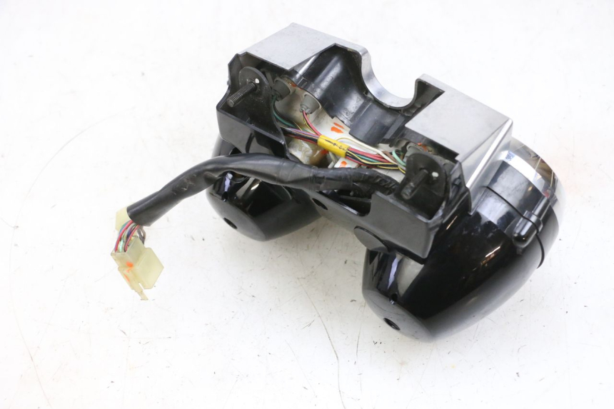 photo de COMPTEUR  KAWASAKI ZR 7 750 (1999 - 2001) - Vue rapprochée