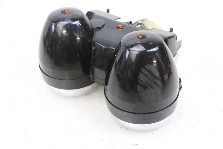 photo de COMPTEUR  KAWASAKI ZR 7 750 (1999 - 2001) - Zoom état d’usage