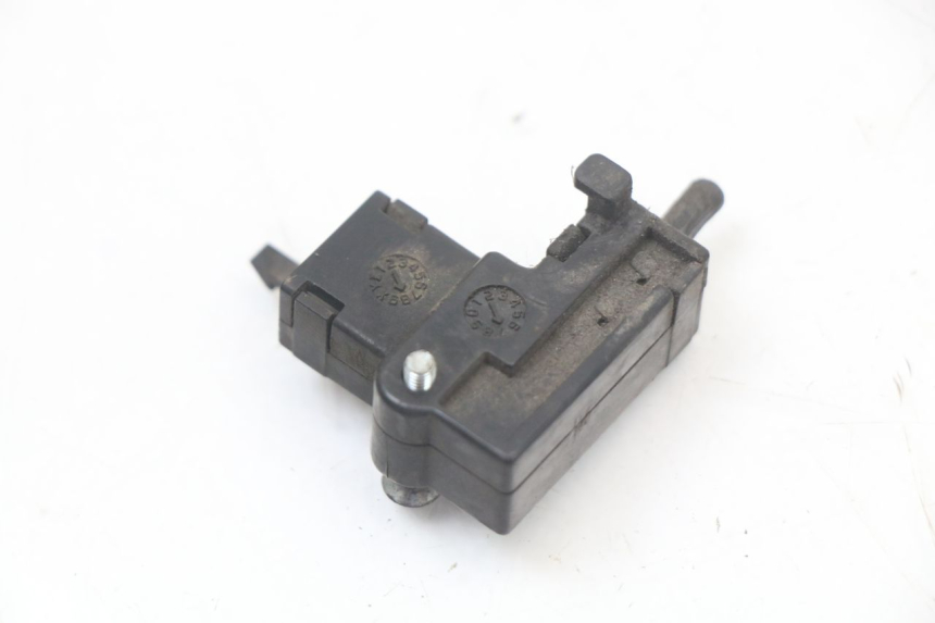 photo de CONTACTEUR EMBRAYAGE SUZUKI GN 125 (1997 - 2000)