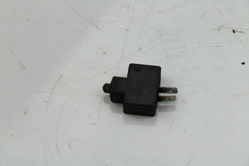 photo de CONTACTEUR EMBRAYAGE HONDA XLV VARADERO 125 (2000 - 2006)