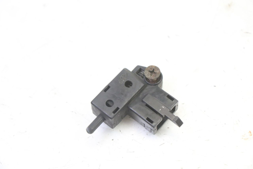 photo de CONTACTEUR EMBRAYAGE TRIUMPH SPRINT 900 (1995 - 1998)