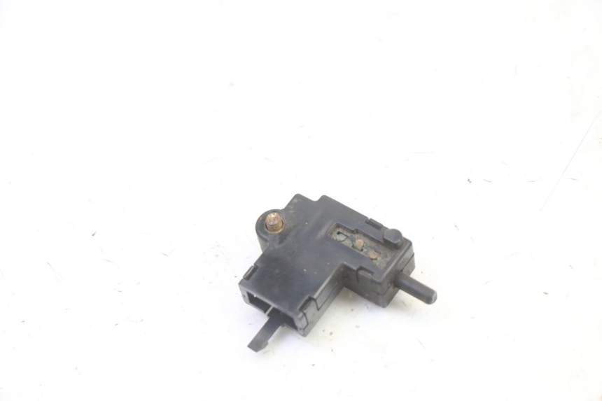 photo de CONTACTEUR EMBRAYAGE TRIUMPH SPRINT 900 (1995 - 1998)