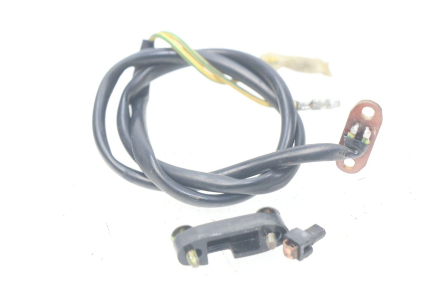 photo de CONTACTEUR EMBRAYAGE SUZUKI XF FREEWIND 650 (1997 - 2003) - Vue principale