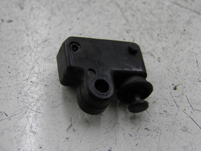 photo de CONTACTEUR EMBRAYAGE YAMAHA FZX FAZER 750 (1987 - 1998)