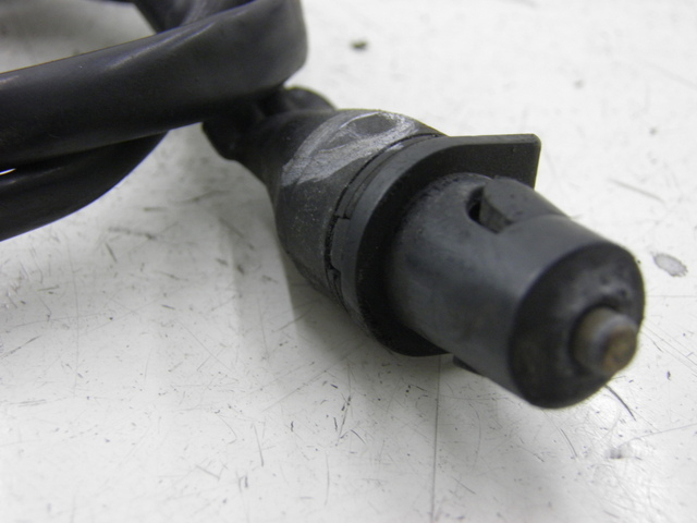 photo de CONTACTEUR EMBRAYAGE YAMAHA YBR 125 (2007 - 2009)