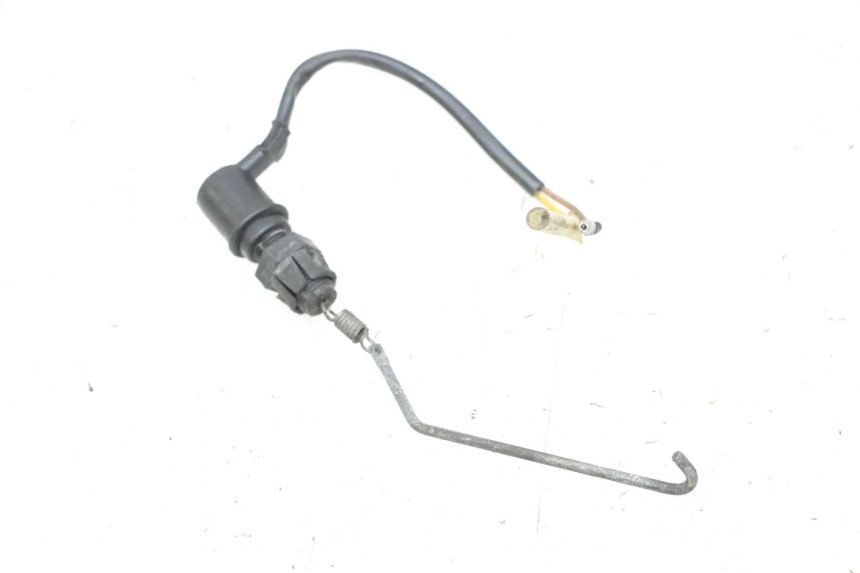photo de CONTACTEUR FEU STOP ARRIERE YAMAHA FJ 36Y 1100 (1984 - 1985)