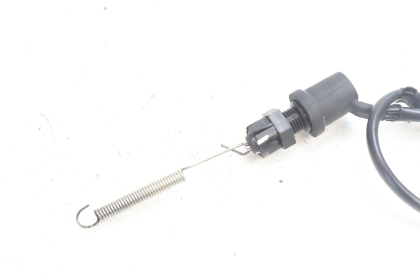 photo de CONTACTEUR FEU STOP ARRIERE YAMAHA FZ8 800 (2010 - 2016) - Détail de la pièce