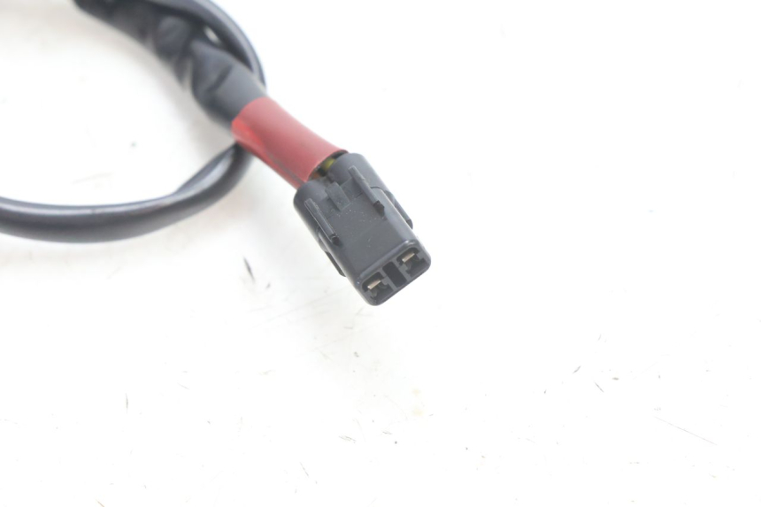 photo de CONTACTEUR FEU STOP ARRIERE YAMAHA FZ8 800 (2010 - 2016) - Zoom état d’usage