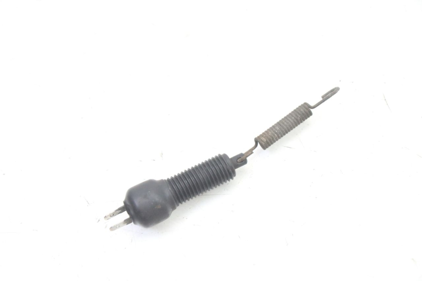 photo de CONTACTEUR FEU STOP ARRIERE SUZUKI GS GSE 500 (2001 - 2003)