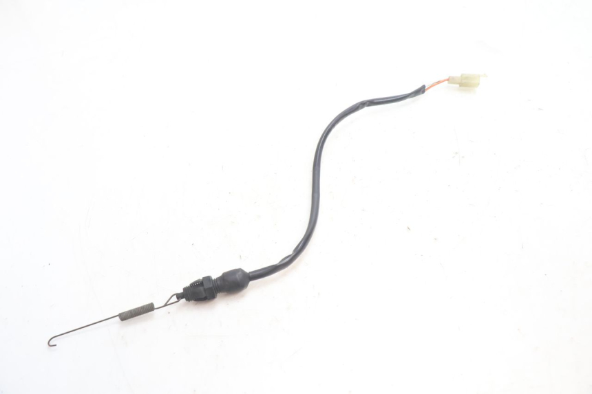 photo de CONTACTEUR FEU STOP ARRIERE SUZUKI GSR 600 (2005 - 2012) - Vue principale