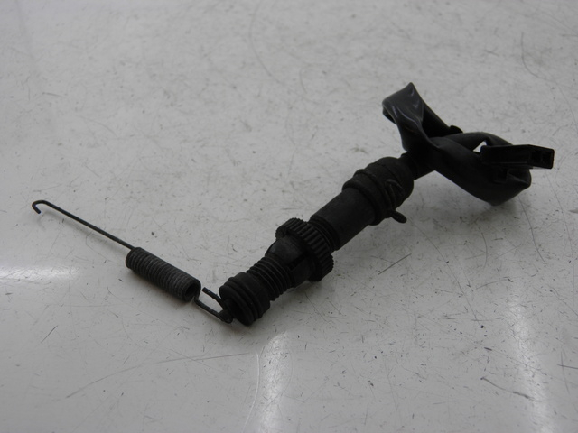 photo de CONTACTEUR FEU STOP ARRIERE HONDA VT C SHADOW 125 (1999 - 2007)