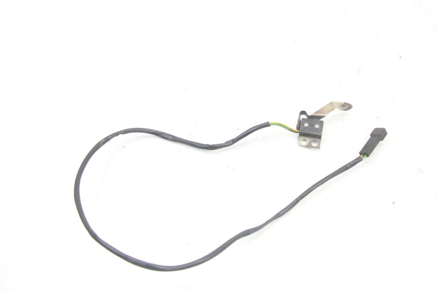 photo de CONTACTEUR FEU STOP ARRIERE BMW K 75 RT 750 (1989 - 1997)