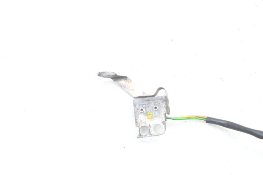 photo de CONTACTEUR FEU STOP ARRIERE BMW K 75 RT 750 (1989 - 1997)