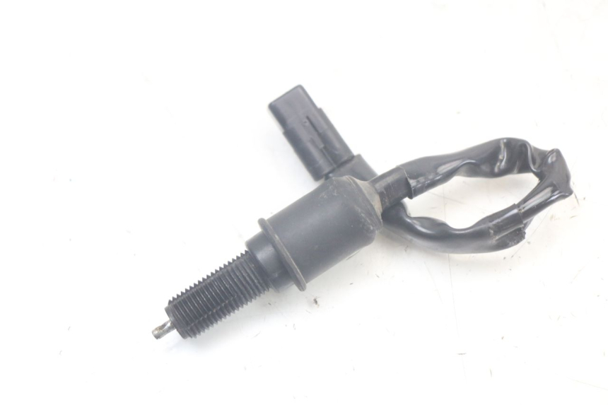 photo de CONTACTEUR FEU STOP ARRIERE KAWASAKI ER-6 ER6 N 650 (2012 - 2016)
