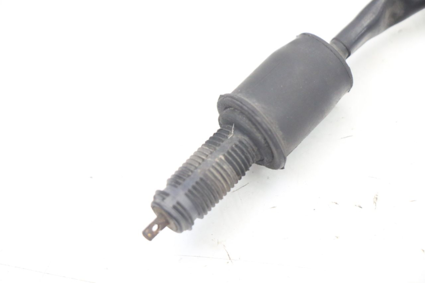 photo de CONTACTEUR FEU STOP ARRIERE KAWASAKI ZR7 ZR-7 S 750 (1999 - 2004)