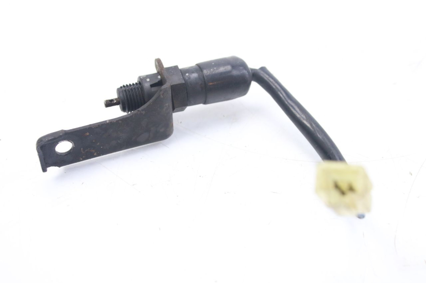 photo de CONTACTEUR FEU STOP ARRIERE KAWASAKI ZZR 600 (1995 - 2004)