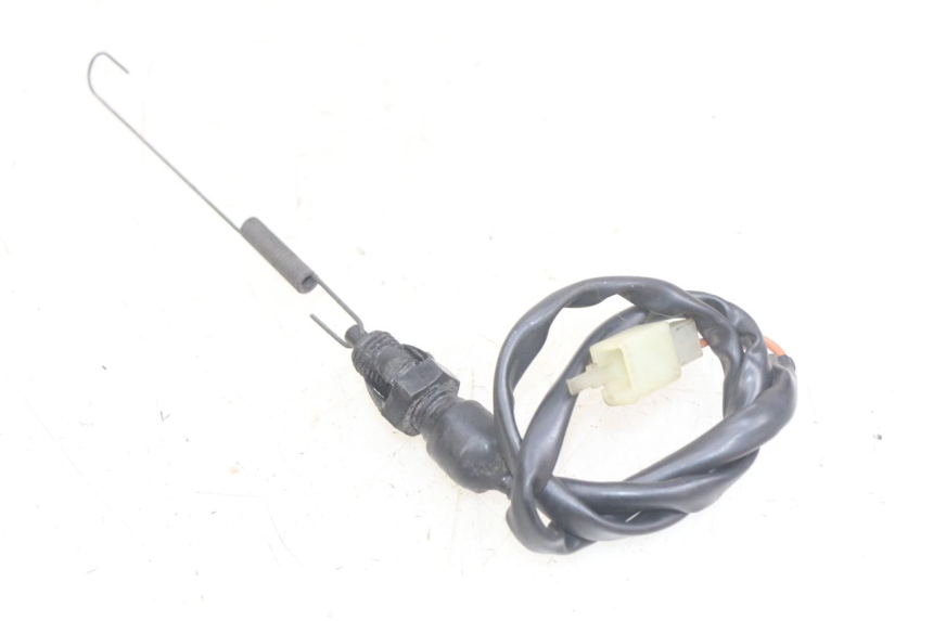 photo de CONTACTEUR FEU STOP ARRIERE SUZUKI SV N 650 (1999 - 2002)