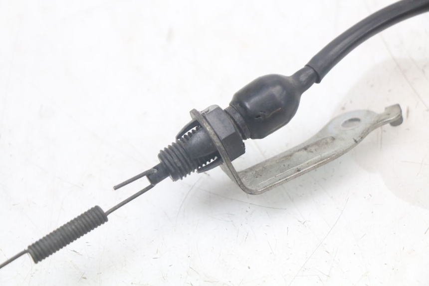 photo de CONTACTEUR FEU STOP ARRIERE SUZUKI SV N 650 (1999 - 2002)