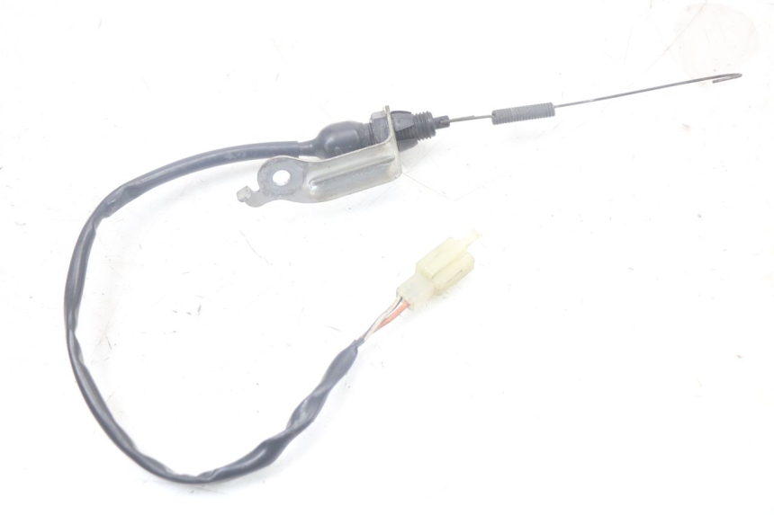 photo de CONTACTEUR FEU STOP ARRIERE SUZUKI SV N 650 (1999 - 2002)