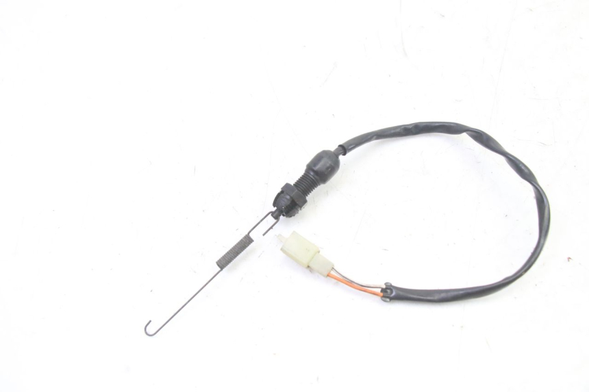 photo de CONTACTEUR FEU STOP ARRIERE SUZUKI SV S 650 (2003 - 2009)