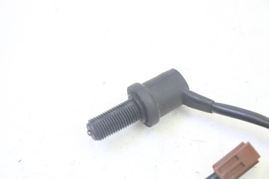 photo de CONTACTEUR FEU STOP ARRIERE YAMAHA TDM ABS 900 (2002 - 2014) - Détail de la pièce