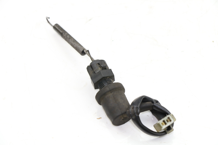 photo de CONTACTEUR FEU STOP ARRIERE YAMAHA XJS DIVERSION 600 (2000 - 2003)
