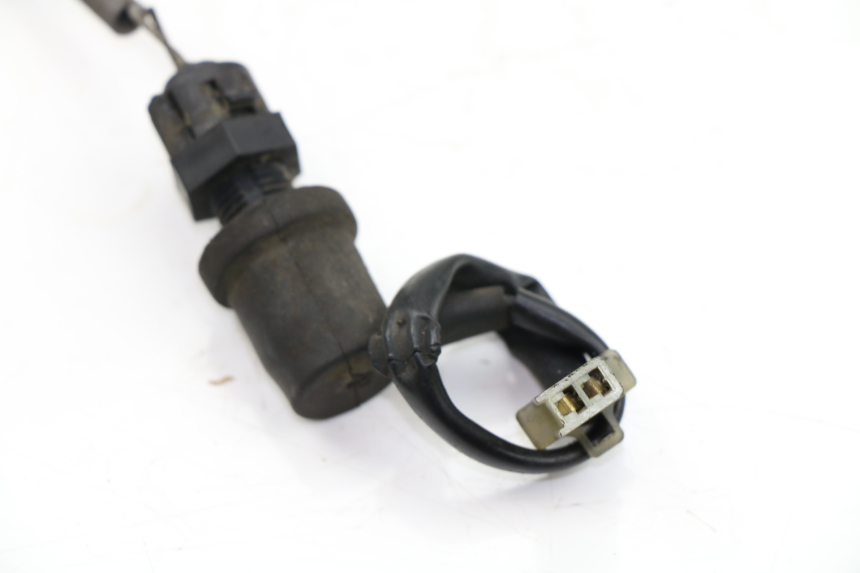 photo de CONTACTEUR FEU STOP ARRIERE YAMAHA XJS DIVERSION 600 (2000 - 2003)