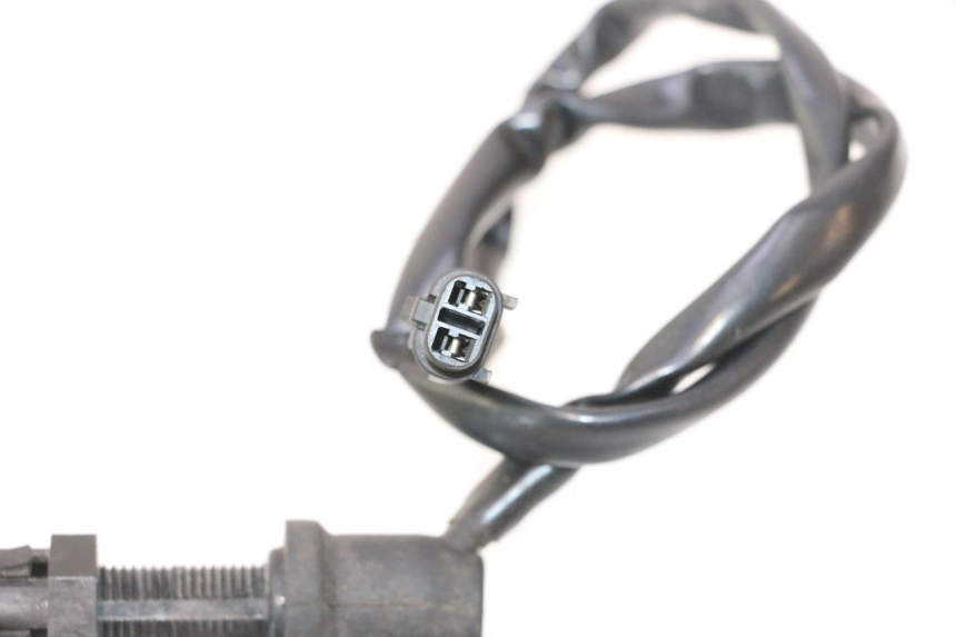 photo de CONTACTEUR FEU STOP ARRIERE YAMAHA YZF R6 600 (2008 - 2009) - Détail de la pièce