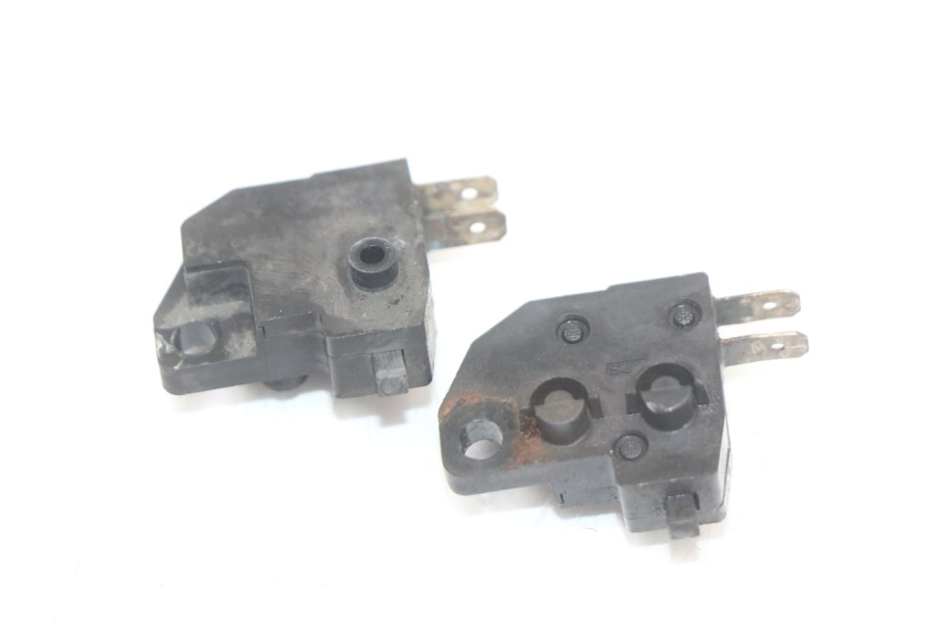 photo de CONTACTEUR FEU STOP SUZUKI BURGMAN 125 (2007 - 2014) - Vue principale