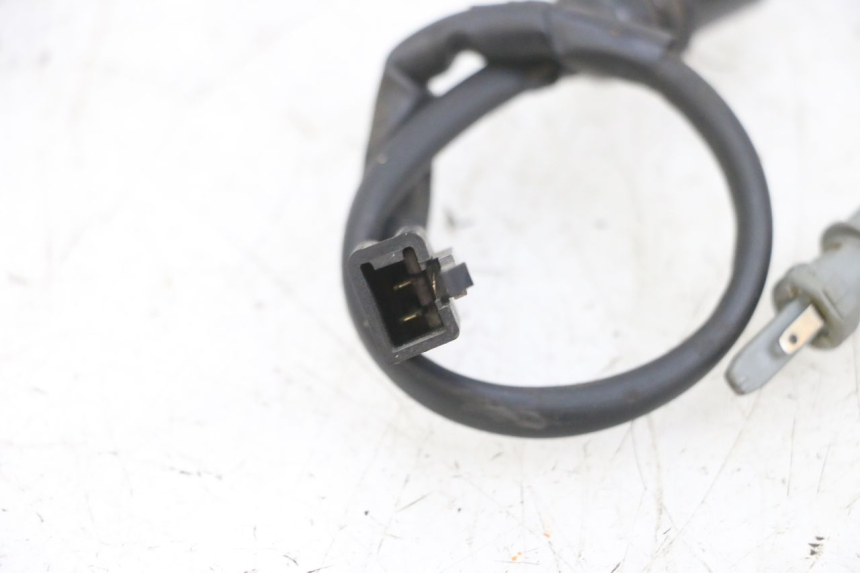 photo de CONTACTEUR FEU STOP YAMAHA BW'S EASY 50 (2013 - 2016) - Zoom état d’usage