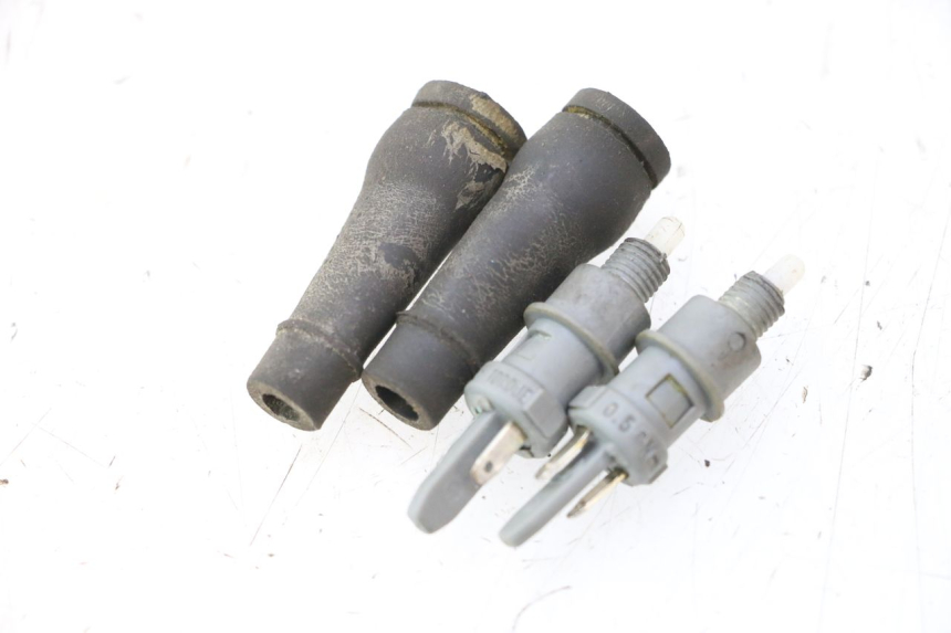 photo de CONTACTEUR FEU STOP PEUGEOT CITYSTAR 2T 50 (2018 - 2021) - Vue principale