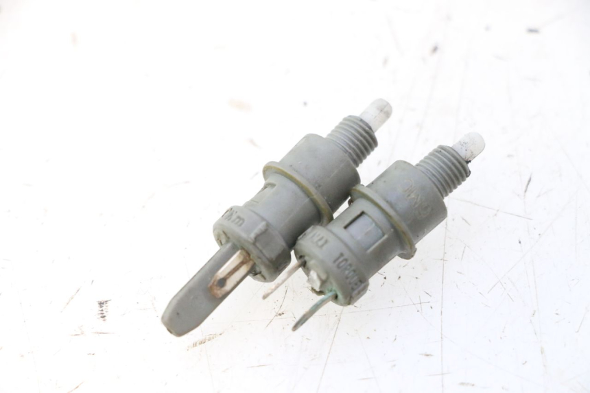 photo de CONTACTEUR FEU STOP PEUGEOT CITYSTAR 2T 50 (2018 - 2021) - Vue principale