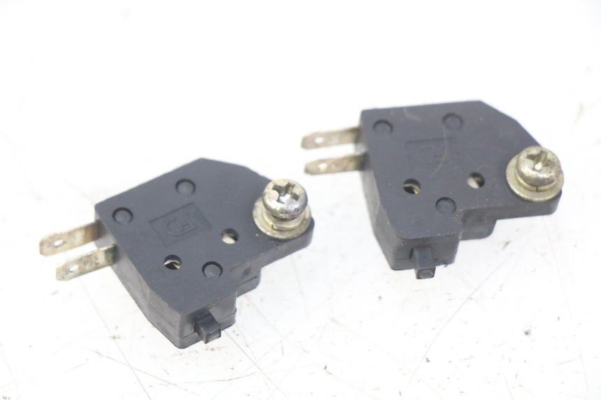 photo de CONTACTEUR FEU STOP PEUGEOT DJANGO 2T 50 (2014 - 2019)