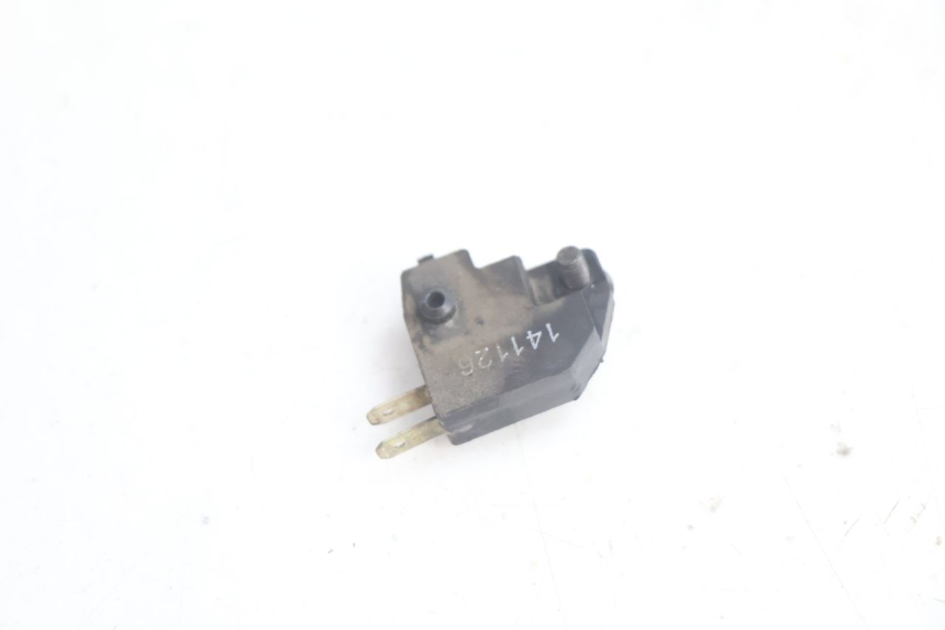 photo de CONTACTEUR FEU STOP DROIT KYMCO AGILITY CITY 2T 50 (2008 - 2016) - Zoom état d’usage
