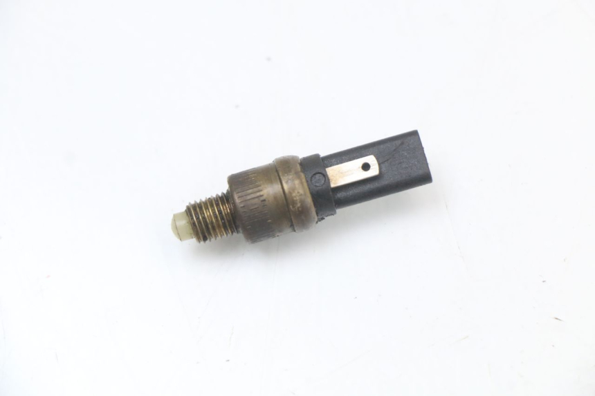 photo de CONTACTEUR FEU STOP DROIT APRILIA CLASSIC 125 (1995 - 2001)