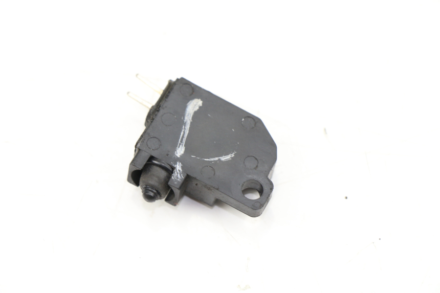 photo de CONTACTEUR FEU STOP DROIT BMW C GT 650 (2012 - 2015)