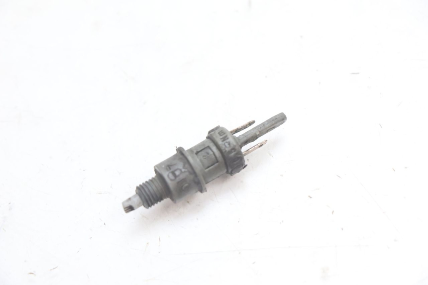 photo de CONTACTEUR FEU STOP DROIT MBK BOOSTER ROCKET 50 (1995 - 1998) - Vue principale