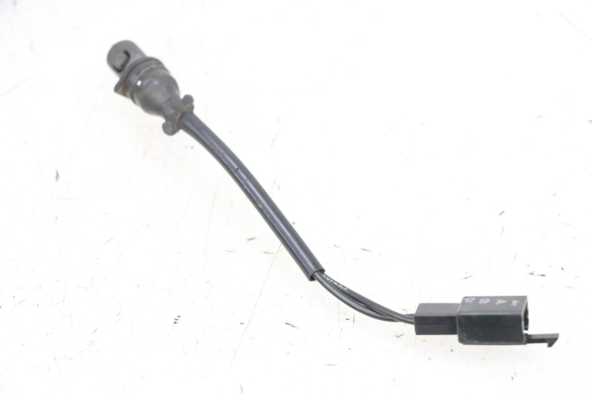 photo de CONTACTEUR FEU STOP DROIT MBK FLIPPER 115 (2013 - 2017) - Zoom état d’usage