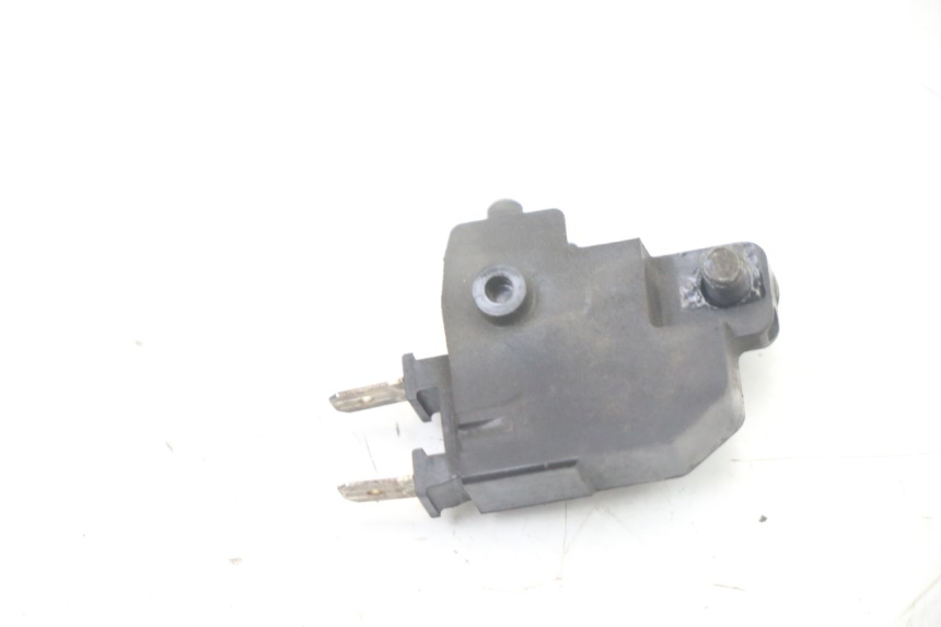 photo de CONTACTEUR FEU STOP DROIT HONDA FORZA 125 (2021 - 2025)