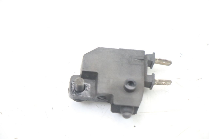 photo de CONTACTEUR FEU STOP DROIT HONDA FORZA 125 (2021 - 2025)
