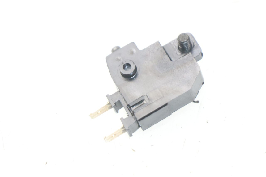 photo de CONTACTEUR FEU STOP DROIT HONDA INTEGRA NC D 750 (2016 - 2018)