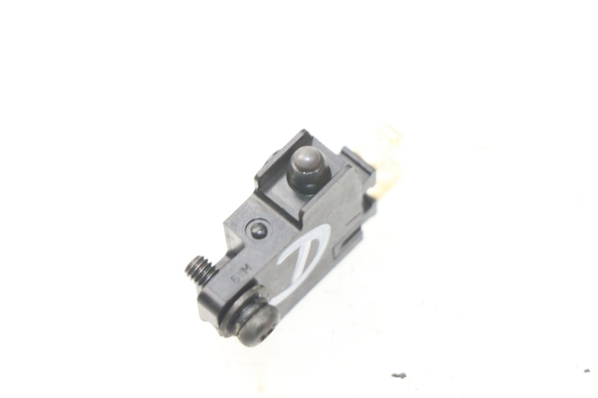 photo de CONTACTEUR FEU STOP DROIT HONDA INTEGRA NC D 750 (2016 - 2018)